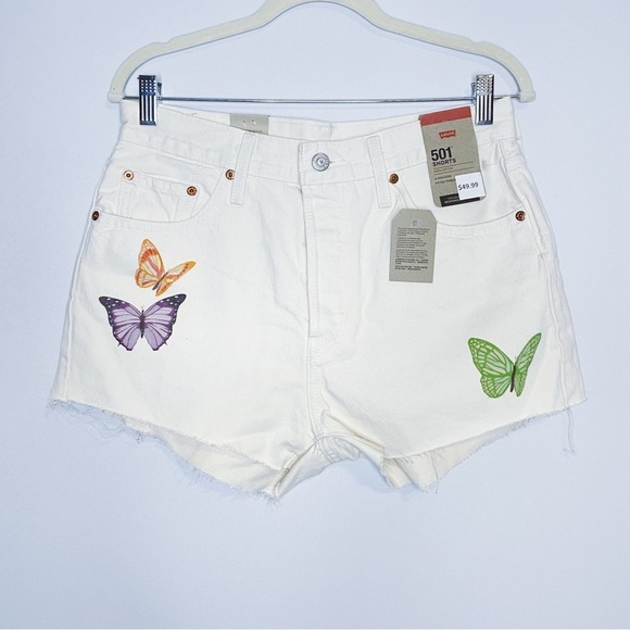 Levi’s - Cream Butterfly Shorts - Picture 1 of 5